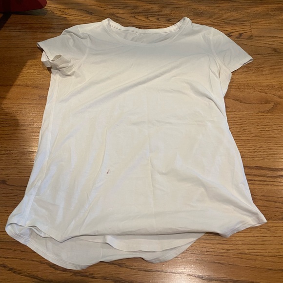 Lululemon t-shirt - Picture 4 of 4